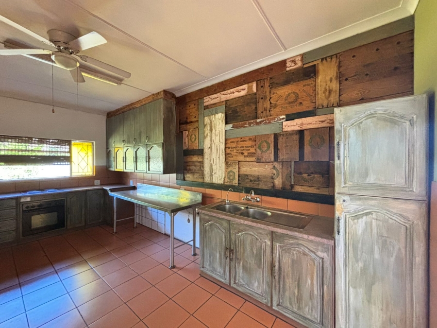 5 Bedroom Property for Sale in Parys Free State